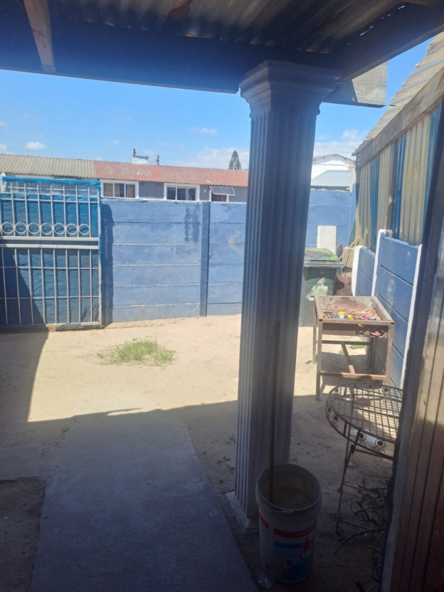 2 Bedroom Property for Sale in Bonteheuwel Western Cape